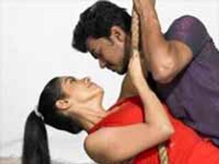 காவல்காரன் டைட்டிலுக்கு சத்யா மூ்வீஸ் எதிர்ப்பு-காவல் காதல் என மாற்றம்