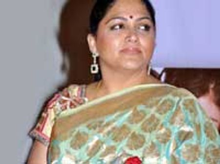 கருணாநிதி முன்னிலையில் டிவி நடிகர்களுக்கான வீடு கட்ட ஒப்பந்தம்