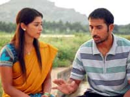 5 நகரங்களில் பட்டாபட்டி படக் குழுவின் கிரிக்கெட் போட்டி