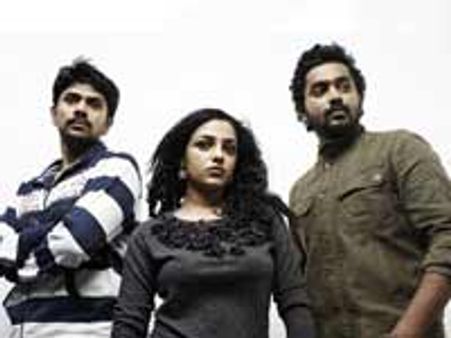 புகை பிடிக்கும் காட்சியில் நடித்த 2 மலையாள நடிகர்கள் மீது வழக்கு