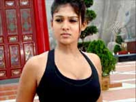 சினிமாவுக்கு முழுக்கா? - நயன்தாரா ஆவேசம்