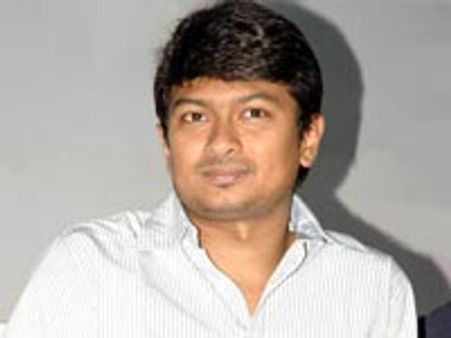 ஹீரோவானார் உதயநிதி ஸ்டாலின்!