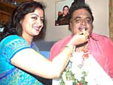 நடிகர் அம்பரீஷூக்கு பிலிம்பேர் விருது!