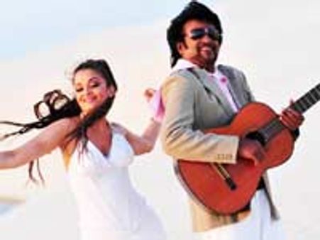 ரஜினி மகள் திருமணத்தன்றே எந்திரன் ரிலீஸ்!