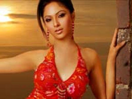 'கொமரம் புலி'-காத்திருக்கும் கோலிவுட்!