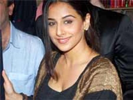 விக்ரமுக்கு நோ சொன்ன வித்யா பாலன்!