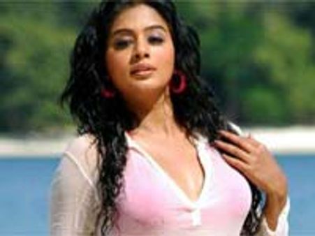 'லிவ் இன்' வதந்தி-புல்லட் டிரெய்ன் 'டிராப்'!