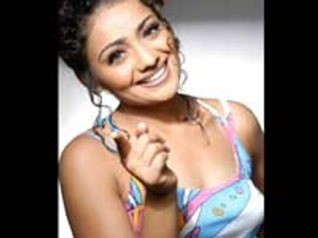 மீராவின் 2வது ஆட்டம்!