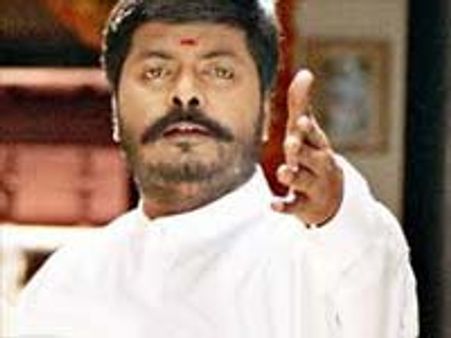 ரசிகர்களின் 'இதயம்' கவர்ந்த முரளி!