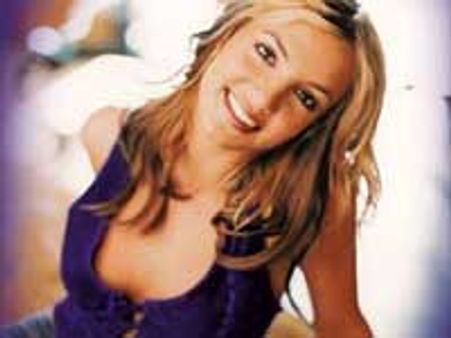 கட்டாயப்படுத்தி செக்ஸ் உறவு-பிரிட்னி மீது பாடிகார்ட் வழக்கு