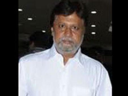 முழு நேர நடிகராக மாறிய தயாரிப்பாளர்!