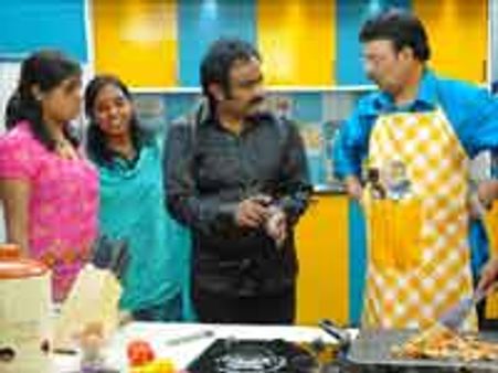 முருங்கைக் காய் வெட்ட ட்ரெயினிங் கேட்ட பாக்யராஜ்!