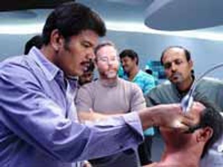 பாத்டப்பில் 17 மணிநேரம் இருந்த ரஜினி!