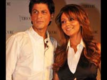 மனிதன் உருவாக்கிய சின்னங்களில் கடவுள் இல்லை! - ஷாரூக்