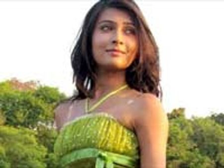 எந்திரனுக்குப் போட்டியாக களமிறக்கப்படும் கன்னடத்து கான பஜனா!!!