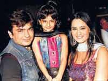 'அடிச்சுட்டாரு'-மாஜி கணவர் மீது 'பிக் பாஸ்' ஸ்வேதா புகார்!