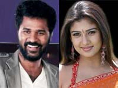 தனித்தனியாக வந்து ஒன்றாய்ச் சேர்ந்து பூஜை செய்த நயனதாரா-பிரபு தேவா!!