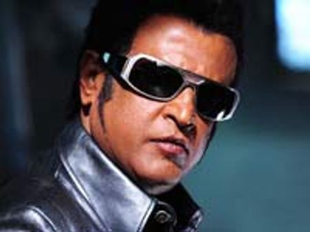 போட்டியின்றி தொடரும் எந்திரன் ஓட்டம்!!