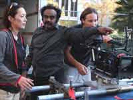 'அமெரிக்காவில் அம்மா வீட்டுச் சாப்பாடு'!