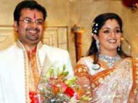 விவாகரத்துக்கு காவ்யா மாதவன் கணவரும் சம்மதம்