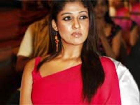 உதயநிதியுடன் நடிக்க மறுத்தார் நயனதாரா