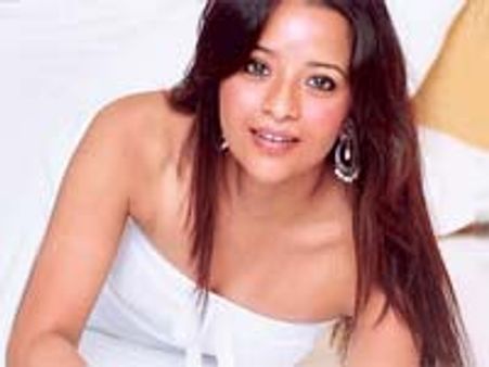 எல்லோரும் கூப்பிட்டுப் பாராட்டறாங்க!-ரீமா சென் புல்லரிப்பு