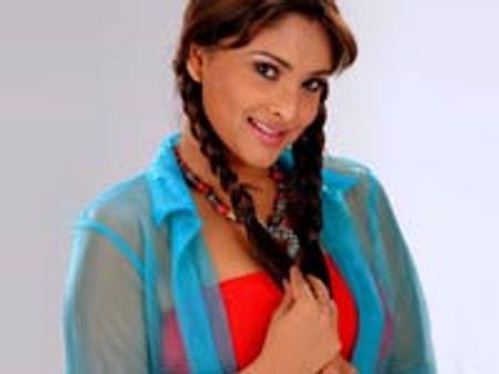 'மனுச நாத்தத்தைவிட மீன் வாடை எவ்வளவோ தேவலை!'