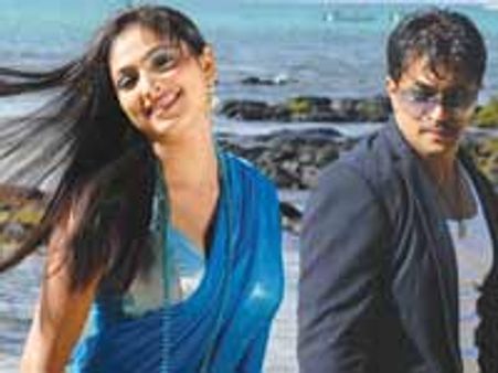 இந்த ஆண்டு தீபாவளிக்கு 4 படங்கள் திரைக்கு வந்துள்ளன.