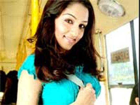 'இது ஒரு மெண்டல் படம்!'-ஒரு ஹீரோயின் அடித்த கமெண்ட்!!