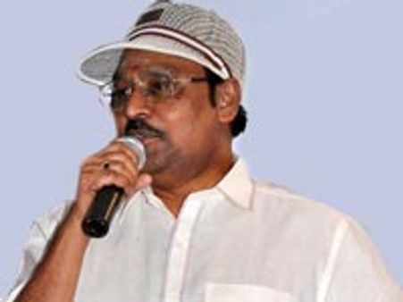 சித்து ப்ளஸ்டூ தாமதம் ஏன்? - பாக்யராஜ் தந்த விளக்கம்