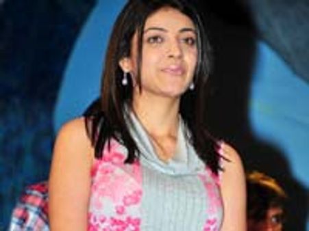 கவனமாக காய் நகர்த்தும் காஜல்!