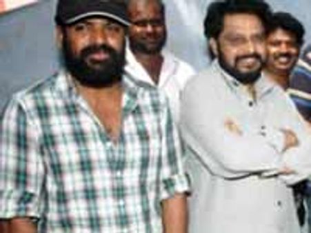 தைரியமும் வீர்யமும் கொண்ட தலைவர் சீமான்! - இயக்குநர் அமீர்