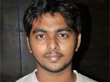 பாடகி சைந்தவியை மணக்கிறார் இசையமைப்பாளர் ஜி.வி.பிரகாஷ்