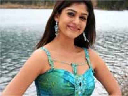 ரகசிய இடத்தில் நயன் பிறந்தநாள் கொண்டாட்டம்!