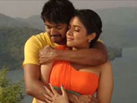 படுக்கைக் காட்சி நெசமா...? - அசின் விளக்கம்