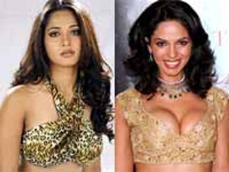 புத்தாண்டு ஹோட்டல் குத்தாட்டம்-நடிகைகளுக்கு வலைவீச்சு