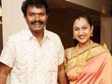 போலி ஜாதகம் கொடுத்து ஏமாற்றியவர் இயக்குநர் ஹரி! - வனிதா