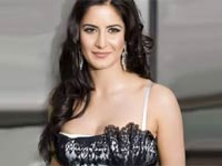 உலகின் செக்ஸியான பெண்ணாக காத்ரீனா மீண்டும் தேர்வு