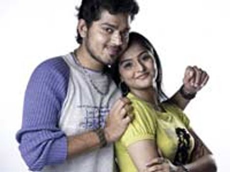 இந்த வெள்ளிக்கிழமையும் 4 படங்கள்.. திணறும் தமிழ் சினிமா!