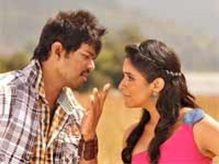 அமெரிக்காவில் காவலன் ட்ரெயிலர் வெளியிடும் விஜய்!