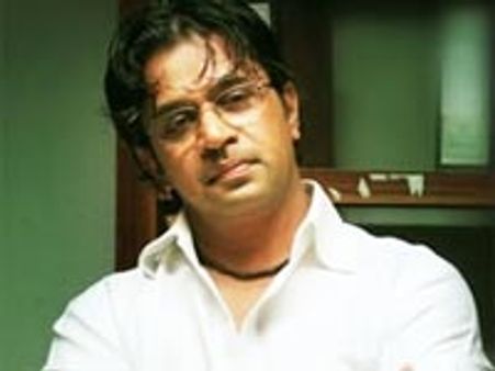 கர்நாடக மாநில பஞ்சாயத்து தேர்தலில் அர்ஜூன் அம்மா போட்டி