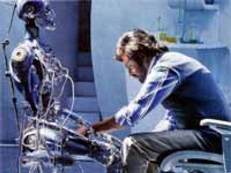 ஐஐஎம் கல்வி நிறுவன பாடமாக ரஜினியின் முத்து, எந்திரன்!!