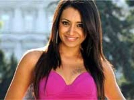 தெலுங்கைக் குறி வைக்கும் திரிஷா