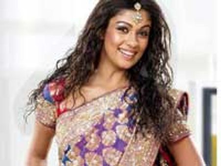 நயன்தாராவுக்கு காஞ்சிபுரத்தில் தயாராகும் முகூர்த்தப் பட்டு!!