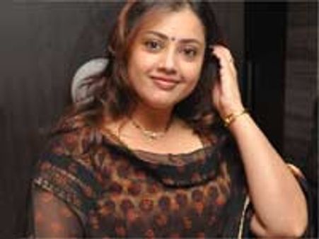 நடிகை மீனாவுக்கு நேற்று சென்னையில் பெண் குழந்தை பிறந்தது