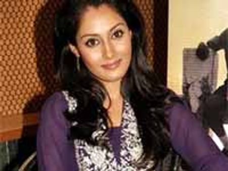 இந்திக்குத் திரும்புகிறார் ஸ்னிக்தா!