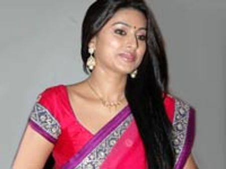 போலியோவை ஒழிக்க ரொட்டேரியனாக மாறிய சினேகா!