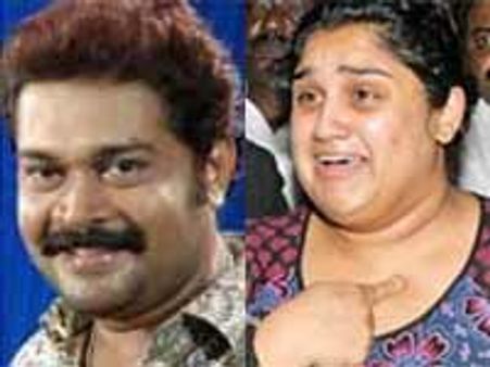 நீதிமன்ற உத்தரவுப்படி குழந்தையை வனிதாவிடம் ஒப்படைக்காத ஆகாஷ்!