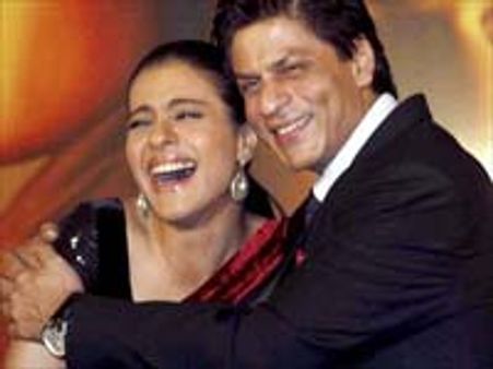 ஷாரூக், கஜோலுக்கு பிலிம்பேர் விருதுகள்!