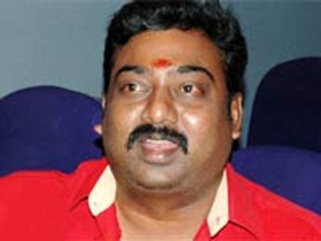 தமிழக சட்டசபை தேர்தலில் அதிமுக வெற்றி பெறுவது உறுதி: நடிகர் சரவணன்